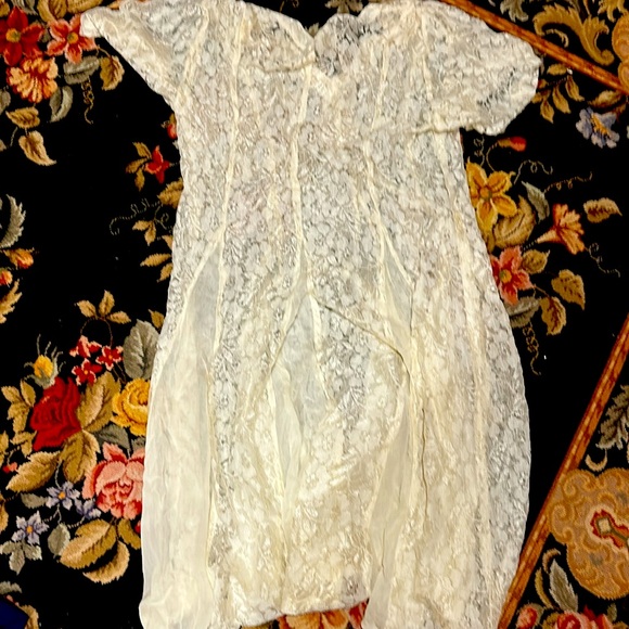 Cream nightgown dress - Picture 4 of 4